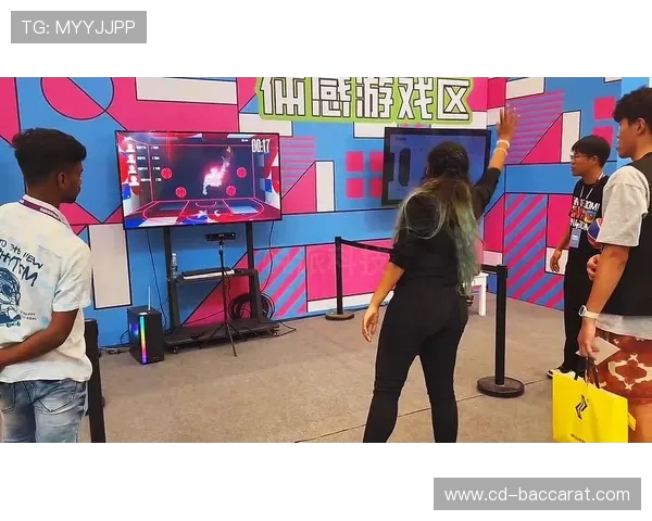 创意十足的见面小游戏转盘挑战让互动更加有趣，男生女生都能嗨翻天